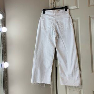 Cropped flare Levi jeans